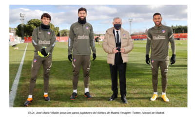 Insignia de Oro y Brillantes para el Dr. Villalón por sus 25 años en el Atlético de Madrid