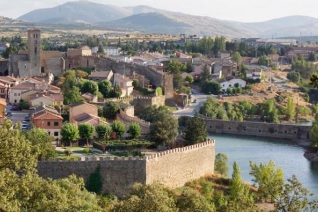 Buitrago del Lozoya Buitrago del Lozoya